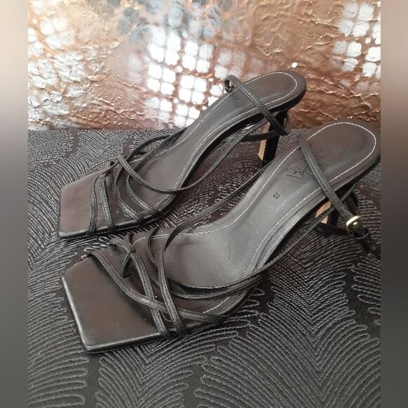 Zara 100% Leather Black Strappy Women's Sandals - Picture 12 of 16